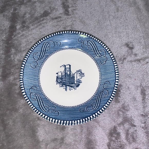 Set of 4 Vintage CURRIER and IVES Decorative Plates a